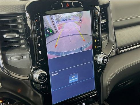 Used 2024 RAM 1500 Limited image 14