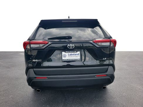 Used 2023 Toyota RAV4 LE FWD image 4