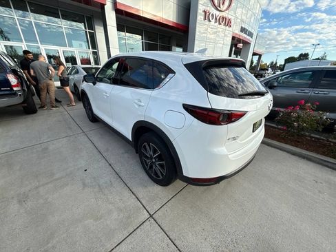 Used 2017 MAZDA CX-5 Grand Touring w/ Premium Package AWD/4WD image 5