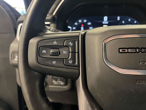 Used 2024 GMC Yukon Denali Ultimate AWD/4WD image 13