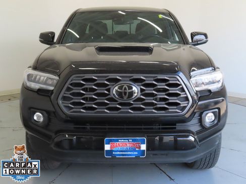 Used 2023 Toyota Tacoma TRD Sport w/ Technology Package image 11