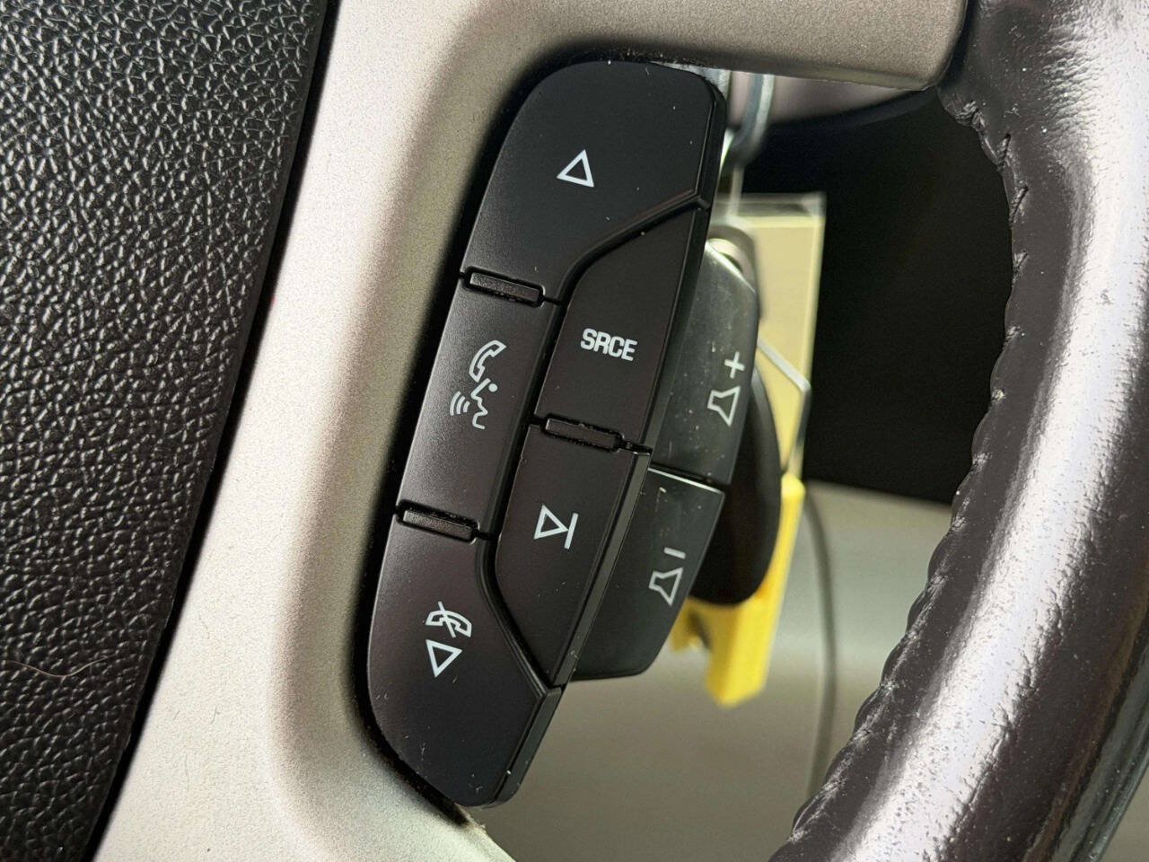 Used 2010 Chevrolet Silverado 1500 LT w/ Power Pack Plus AWD/4WD image 29