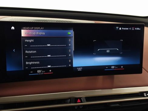 Used 2023 BMW iX xDrive50 w/ Premium Package image 25