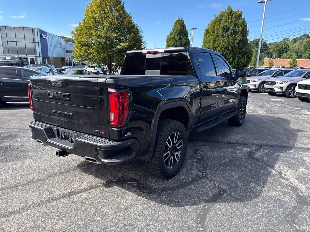 Used 2022 GMC Sierra 1500 AT4 w/ AT4 Premium Package AWD/4WD image 6