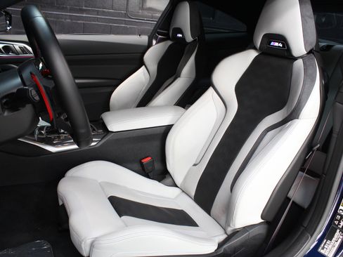 Used 2025 BMW M4 xDrive Competition AWD/4WD image 41