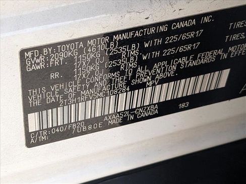 Used 2021 Toyota RAV4 LE image 23