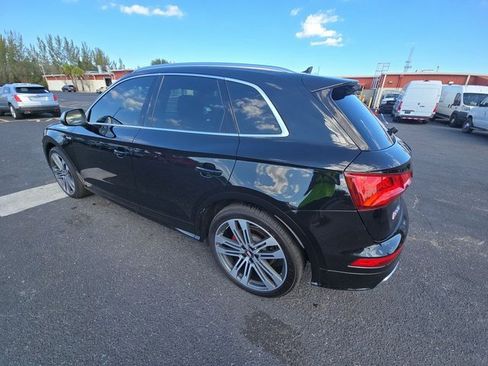 Used 2018 Audi SQ5 Premium Plus w/ S Sport Package image 4