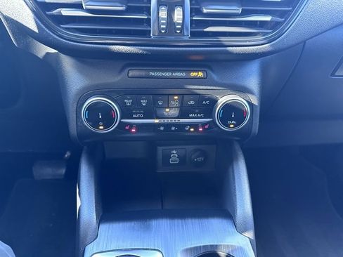 Used 2024 Ford Escape Active image 31