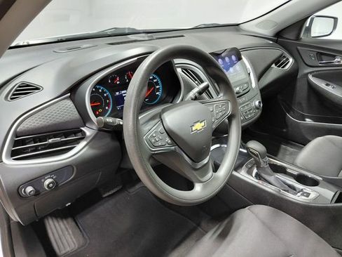 Used 2024 Chevrolet Malibu LT FWD image 23