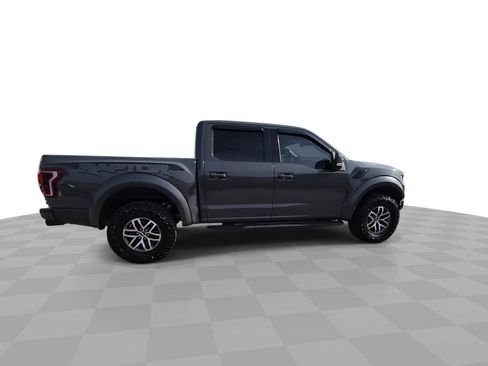 Used 2018 Ford F150 Raptor w/ Equipment Group 802A Luxury AWD/4WD image 9