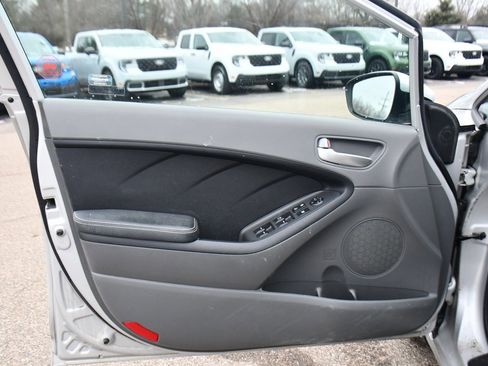 Used 2017 Kia Forte LX w/ LX Popular Package image 20