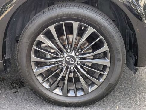 Used 2020 INFINITI QX80 Luxe w/ Edition 30 Package RWD image 11