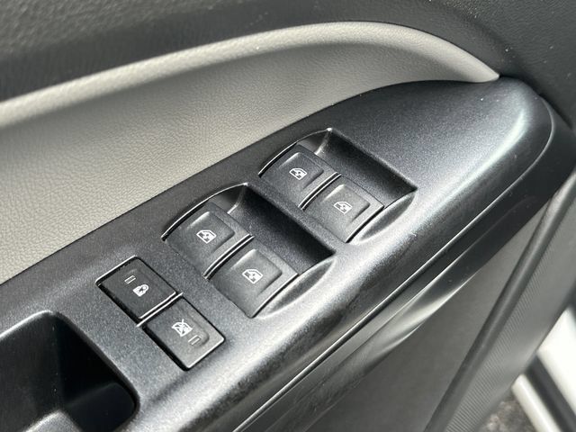 Used 2020 GMC Canyon 2WD Crew Cab w/ Convenience Package image 16