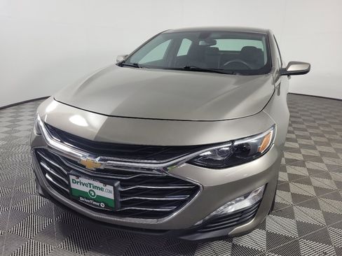 Used 2020 Chevrolet Malibu LT FWD image 15