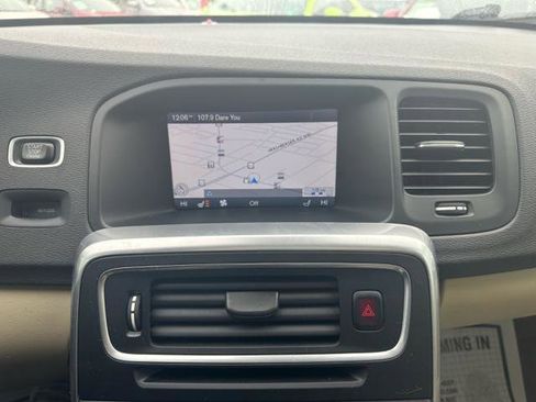 Used 2014 Volvo S60 T5 image 22