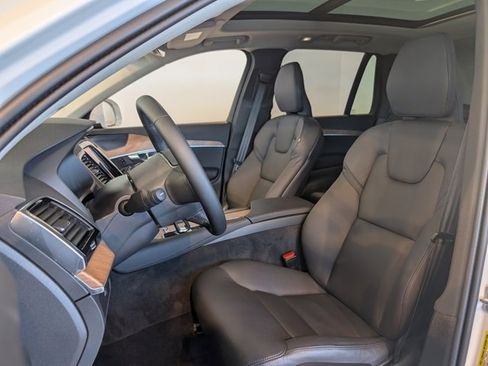 Used 2024 Volvo XC90 B6 Plus w/ Protection Package Premier image 13