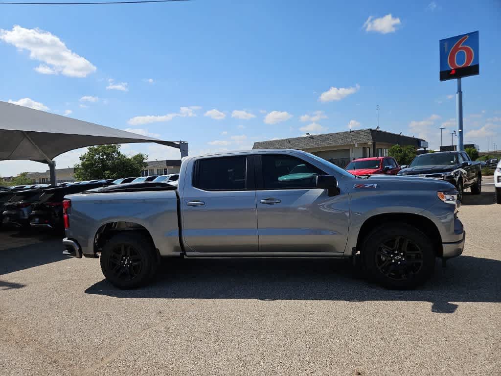 New 2026 Chevrolet Silverado 1500 RST w/ Z71 Off-Road Package AWD/4WD image 9