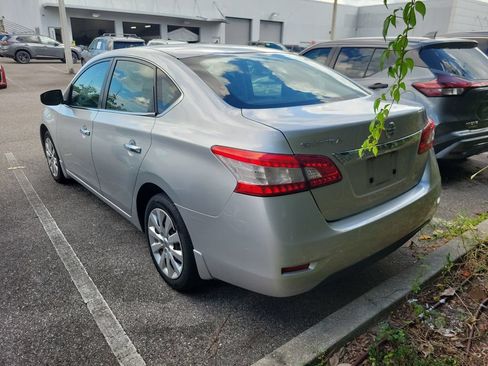 Used 2015 Nissan Sentra S FWD image 4
