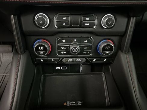 Certified 2024 Chevrolet Tahoe RST w/ Luxury Package AWD/4WD image 17