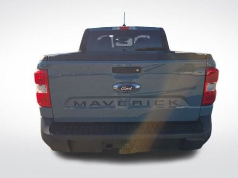 Used 2022 Ford Maverick XLT image 4