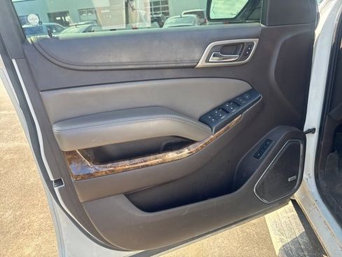 Used 2016 GMC Yukon Denali w/ Open Road Package image 9