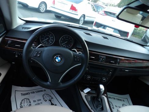 Used 2011 BMW 328i Coupe image 5