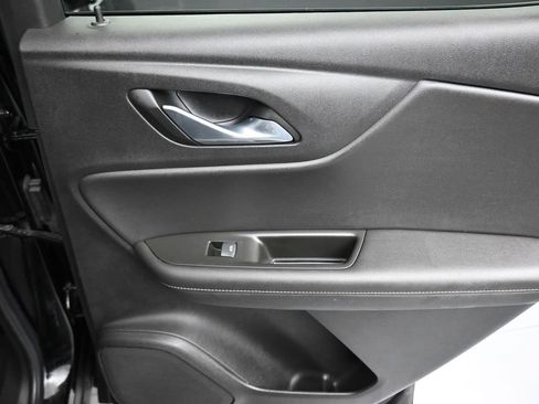 Used 2020 Chevrolet Blazer LT image 34