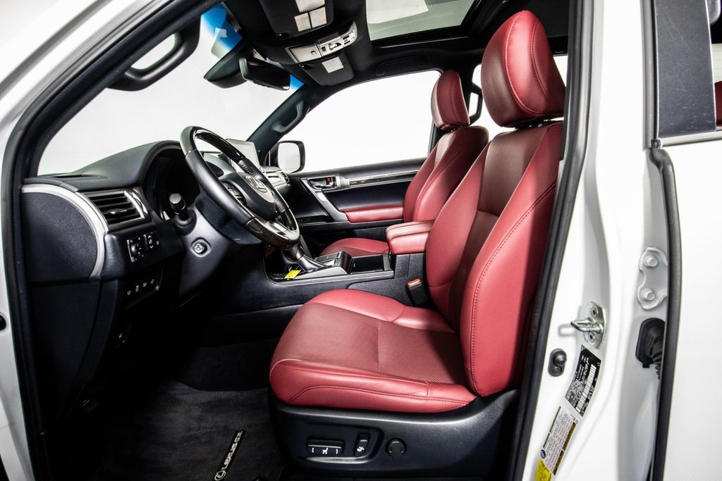 Used 2023 Lexus GX 460 Premium w/ Premium Plus Package AWD/4WD image 10