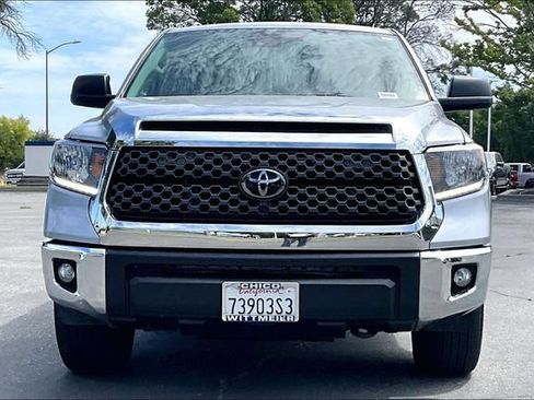 Used 2020 Toyota Tundra SR5 w/ SR5 Upgrade Package AWD/4WD image 3
