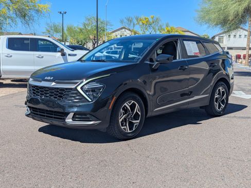 Certified 2024 Kia Sportage LX image 6