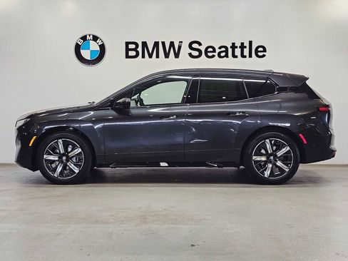 New 2026 BMW iX xDrive45 image 3