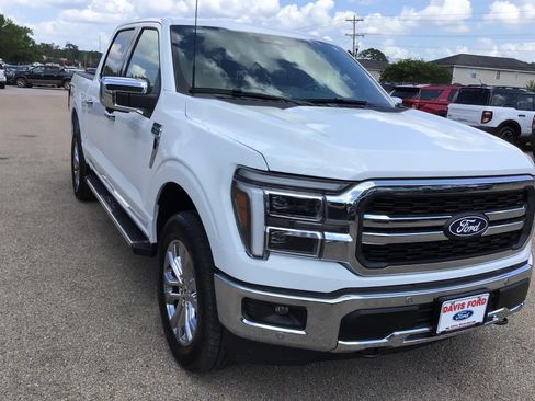 New 2026 Ford F150 Lariat w/ Equipment Group 501A Mid AWD/4WD image 8