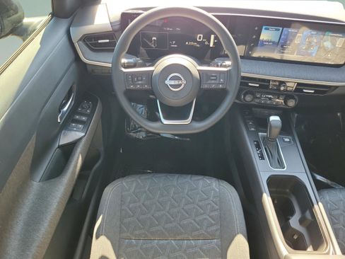 New 2026 Nissan Kicks SV image 13