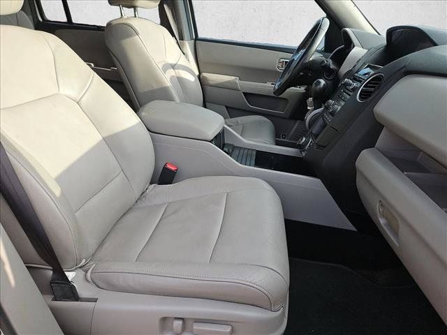 Used 2013 Honda Pilot Touring image 24