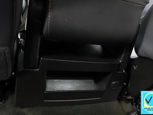 Used 2017 GMC Sierra 1500 SLE image 24