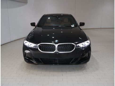 Used 2026 BMW 330i Sedan RWD image 9