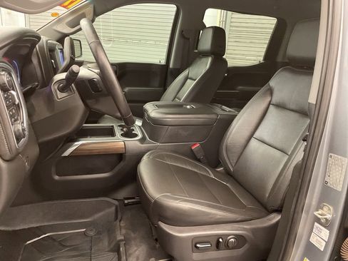Used 2019 Chevrolet Silverado 1500 LT Trail Boss AWD/4WD image 19