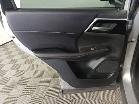 Used 2022 Mitsubishi Outlander SE FWD image 14