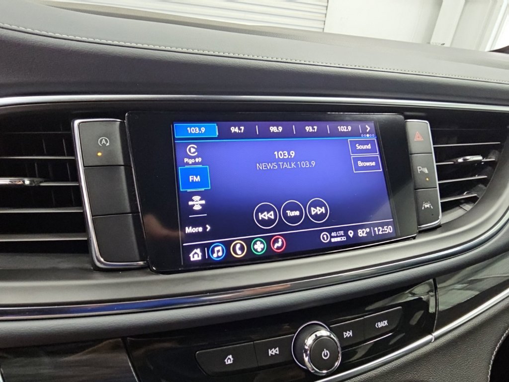 Certified 2024 Buick Enclave Essence w/ Sport Touring Edition FWD image 15