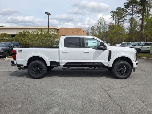 New 2024 Ford F250 Lariat w/ Lariat Ultimate Package image 3