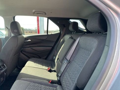 Used 2024 Chevrolet Equinox LT AWD/4WD image 11