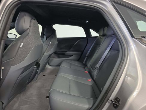 Used 2024 Lucid Air Touring AWD/4WD image 6