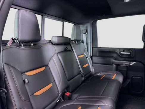 Certified 2020 GMC Sierra 2500 AT4 w/ AT4 Premium Package AWD/4WD image 33