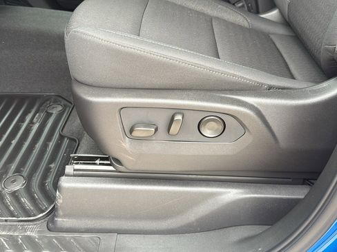 New 2026 Chevrolet Silverado 1500 Custom w/ LPO, Dark Essentials Package image 10