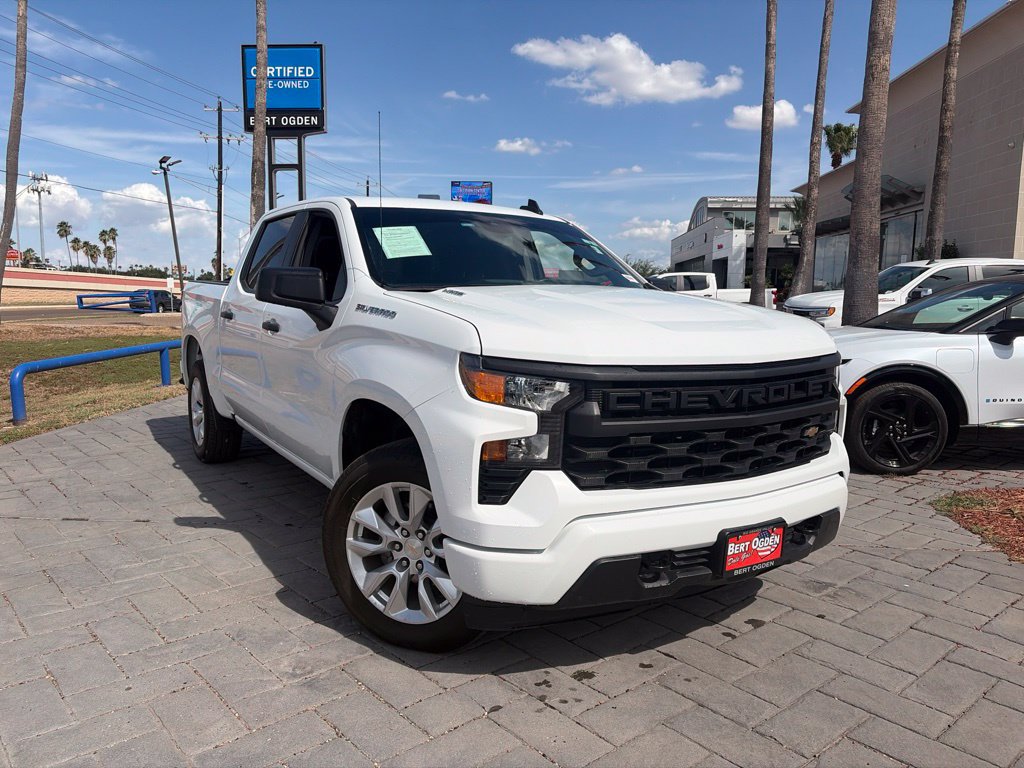 Used 2025 Chevrolet Silverado 1500 Custom RWD image 1