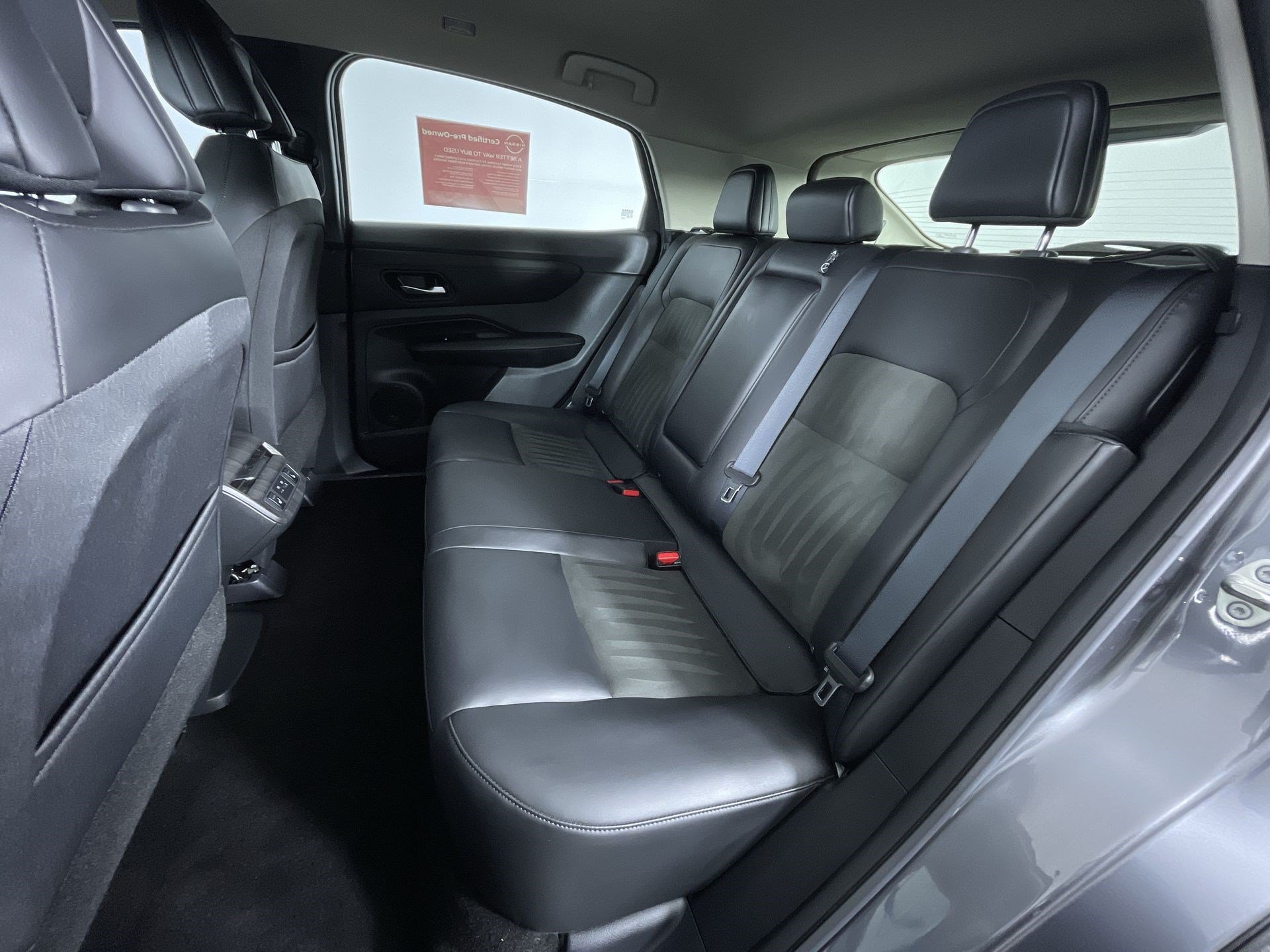 Certified 2024 Nissan Ariya AWD image 22