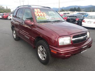 Used 2003 Chevrolet Tracker LT video 2
