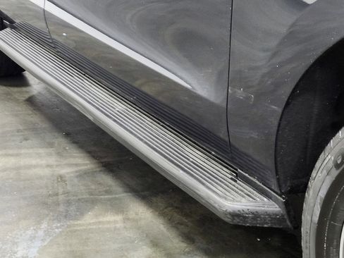 Used 2024 Ford Expedition Limited image 14