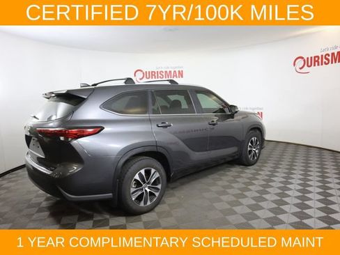 Used 2023 Toyota Highlander XLE FWD image 22