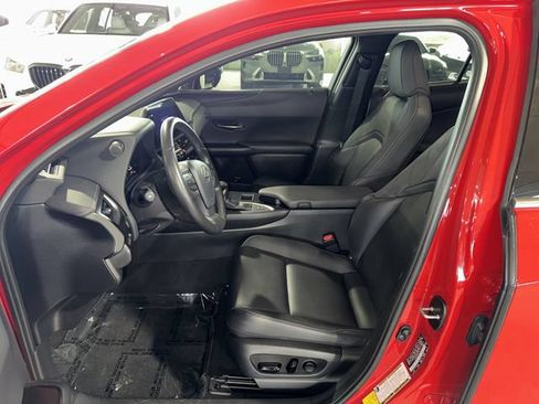 Used 2024 Lexus UX 250h FWD image 11